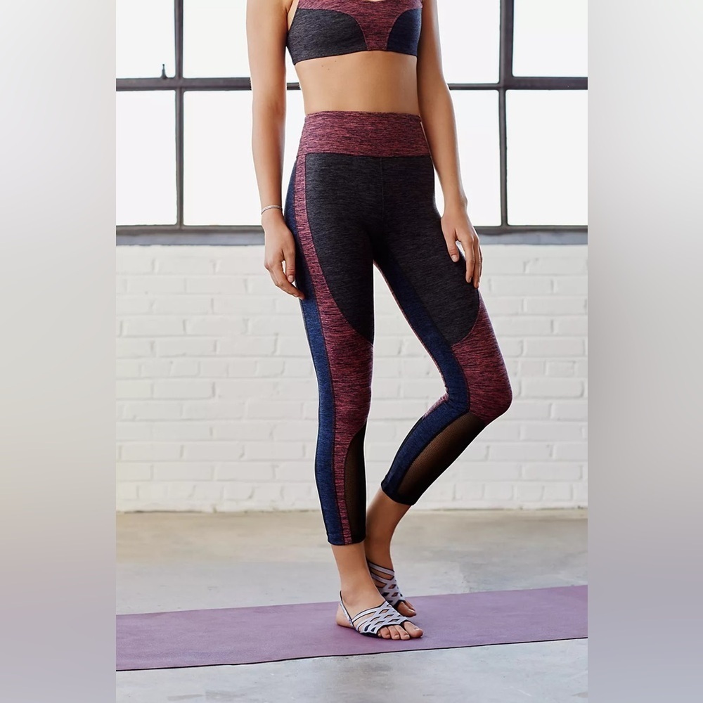 Free People /Free Movement Dylan Heathered Jersey/Mesh Cropped Leggings Size S
